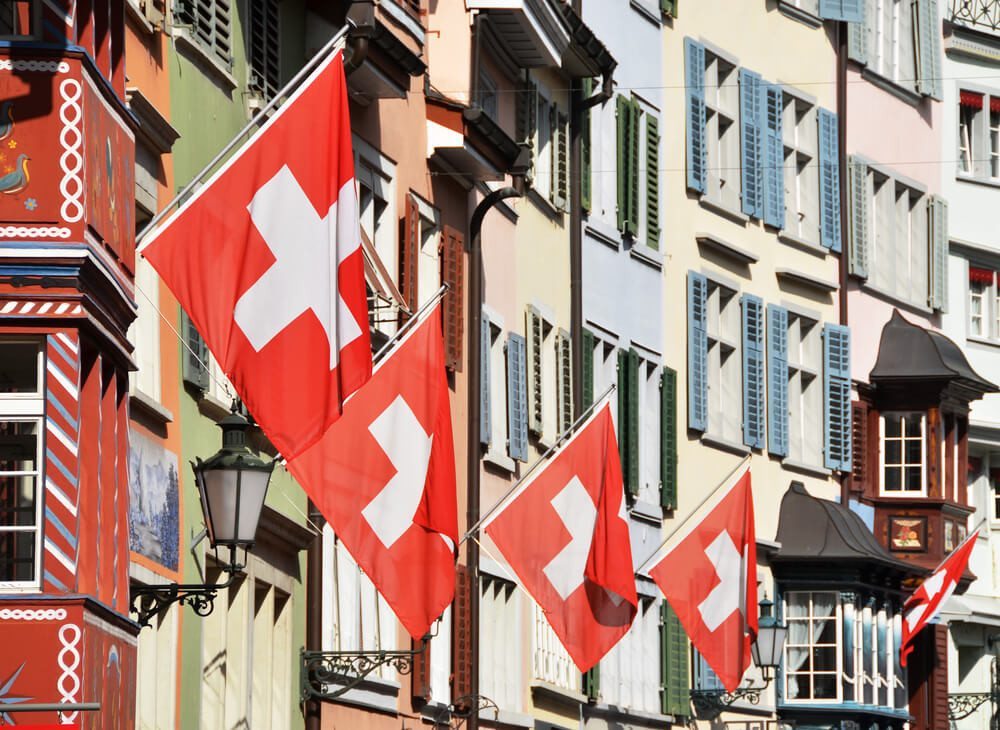 In punkto Bierpreise gehört Zürich zu den teuersten Städten. (Bild: © Alexander Chaikin - shutterstock.com)